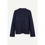 Sakeiku Sweater