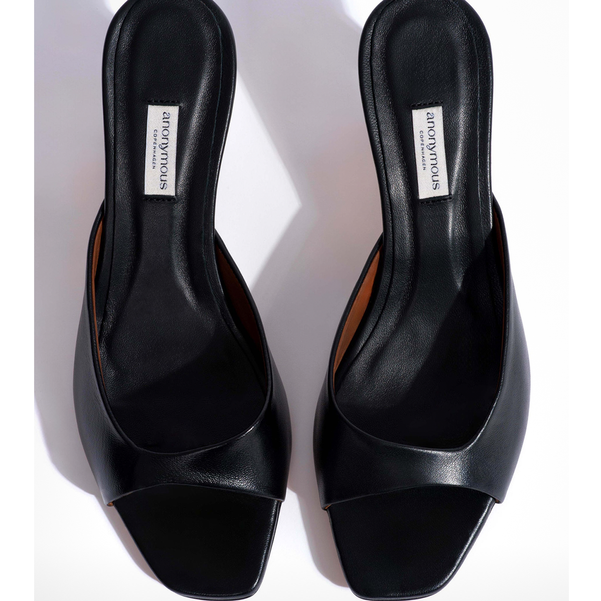 Mazy 55 Shiny Lamb, Black