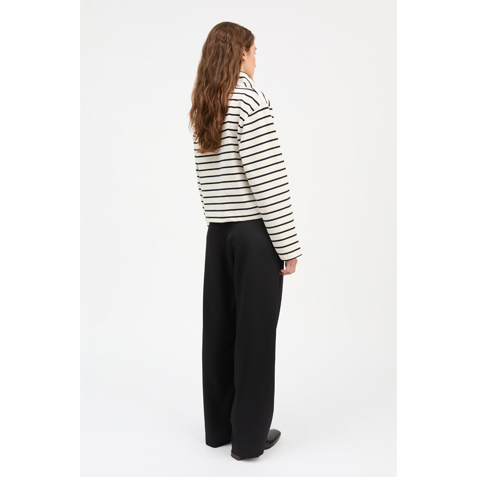 Nessa T-neck Blouse
